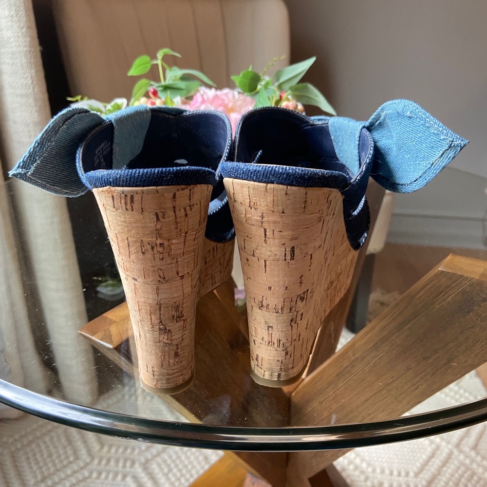 Marc Fisher wedges . Denim. Size 7 - Picture 7 of 8